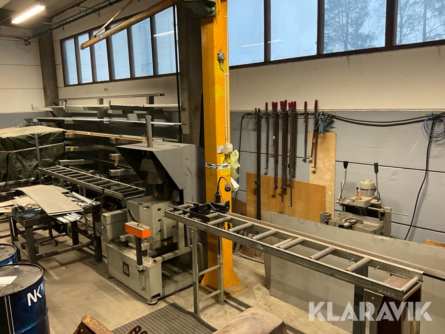 Aluminiumkap/Såg Elu med 2st rullbanor