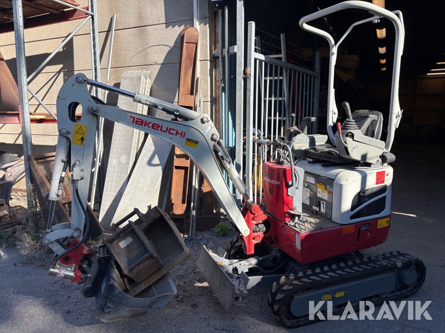 Grävmaskin Takeuchi TB210R med 3st skopor