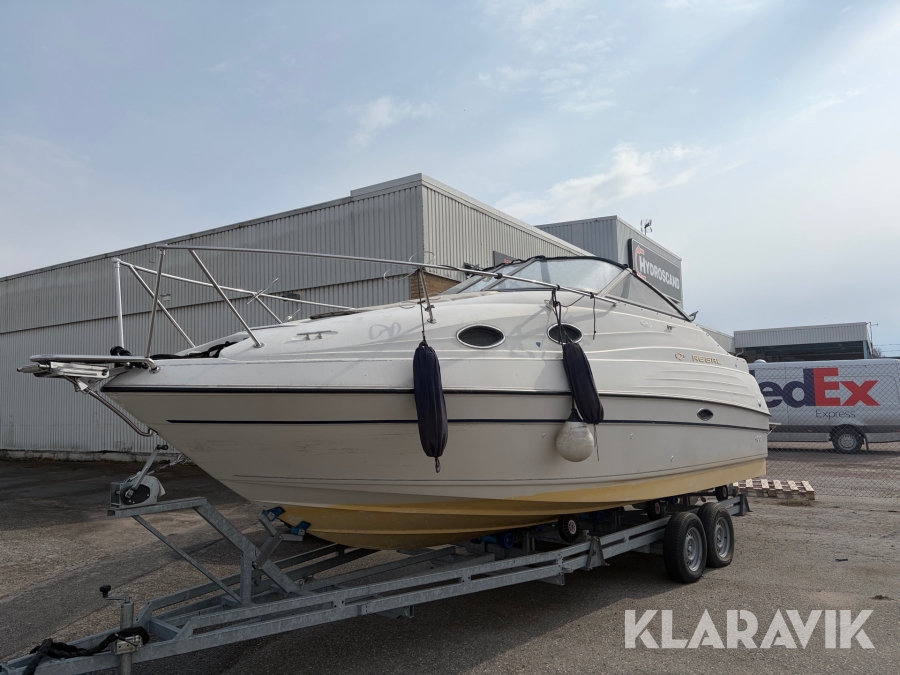 Båt Regal 242 Commodore