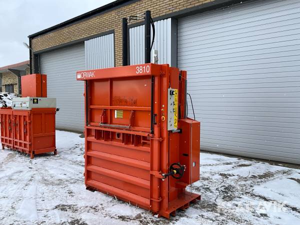 Komprimator Orwak 3810 balpress