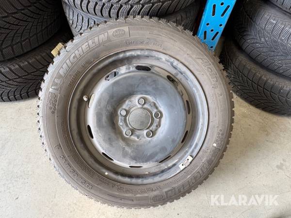 Åretruntdäck med fälg Michelin Alpin A4 