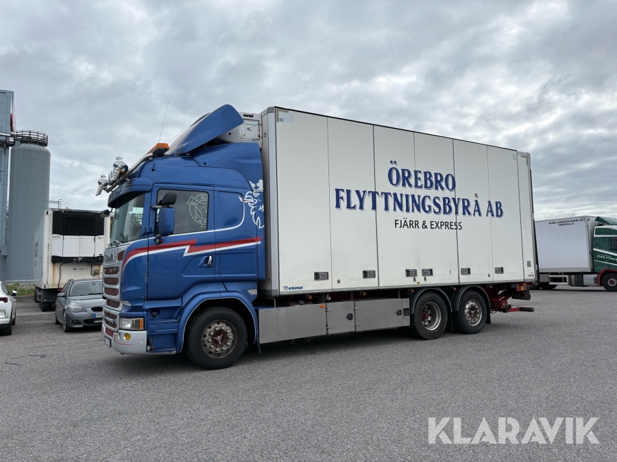 Lastbil Scania R580 med öppningsbar sida & bakgavellyft