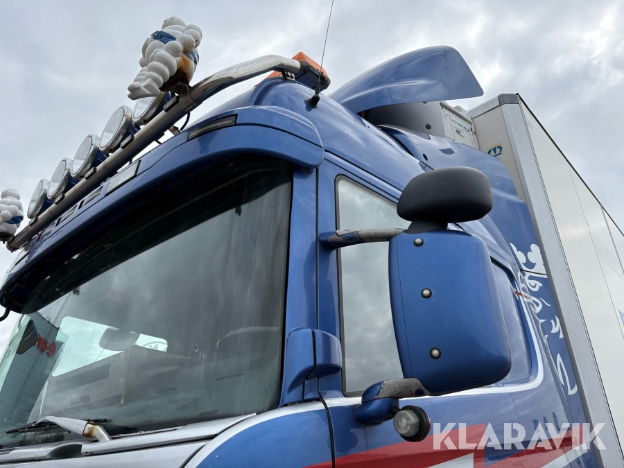 Lastbil Scania R580 med öppningsbar sida & bakgavellyft