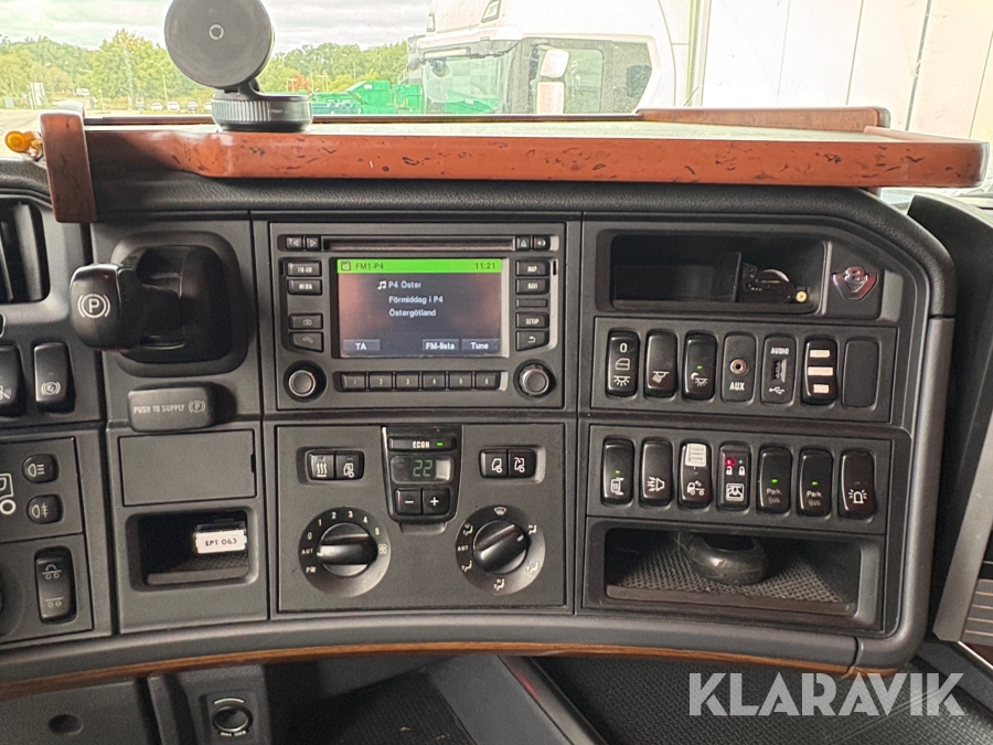 Lastbil Scania R580 med öppningsbar sida & bakgavellyft