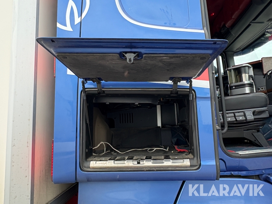 Lastbil Scania R580 med öppningsbar sida & bakgavellyft