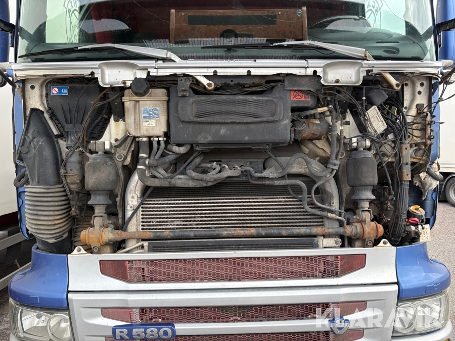 Lastbil Scania R580 med öppningsbar sida & bakgavellyft