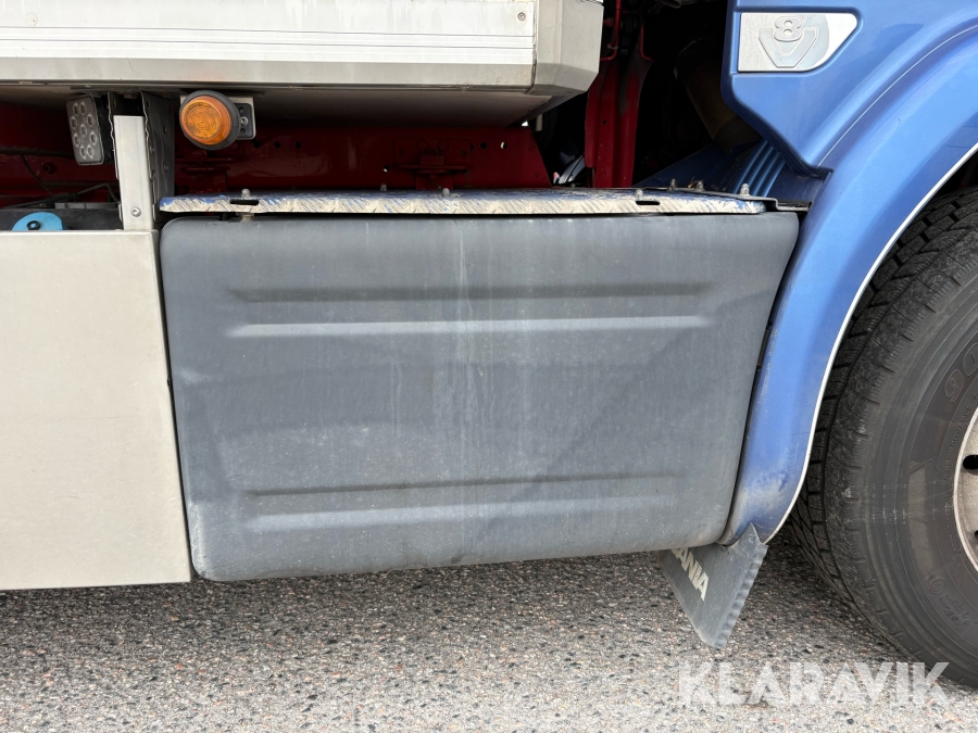 Lastbil Scania R580 med öppningsbar sida & bakgavellyft