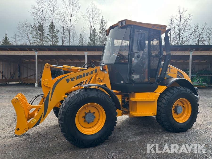 Hjullastare Venieri 9.63B med redskap