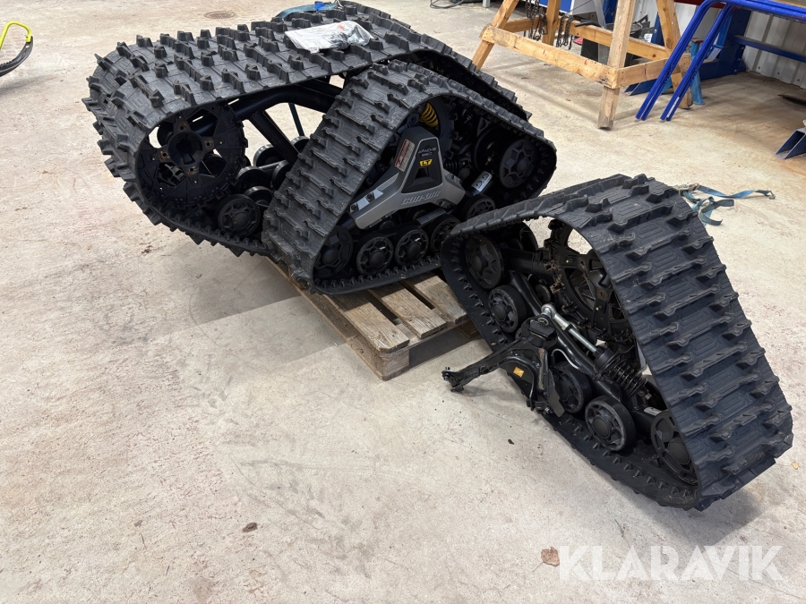 Bandsats Can-Am Apache 6x6