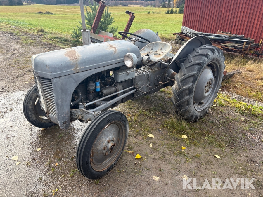 Veterantraktor Ferguson TE-A