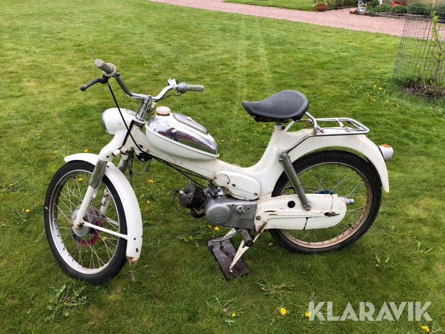 Veteran moped Tomos Standard