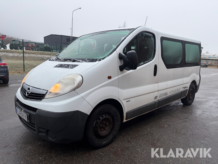 Skåpbil Opel Vivaro 25 CDTI