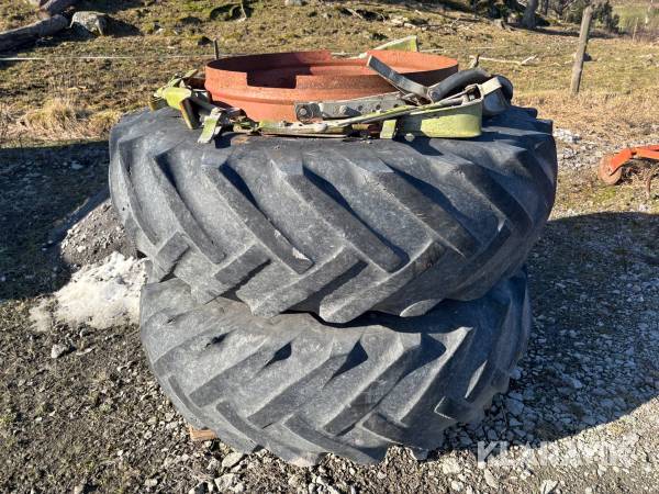 Dubbelmontage Goodyear 18.4-34 2st