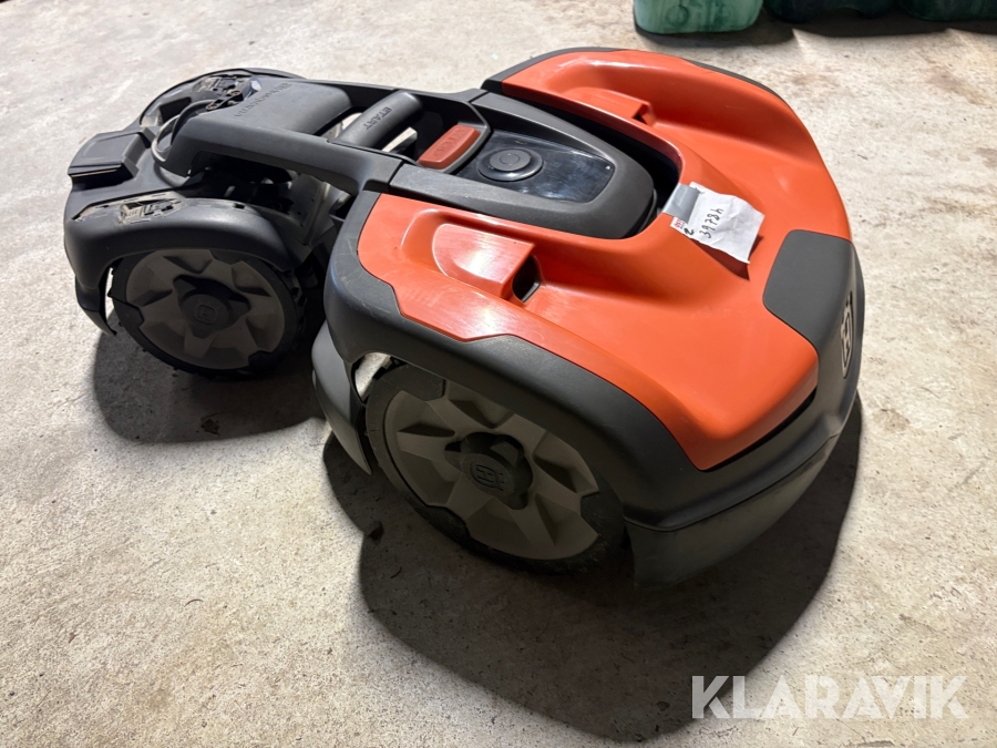 Robotgräsklippare Husqvarna Auto Mower Professional 535 AWD midgestyrd