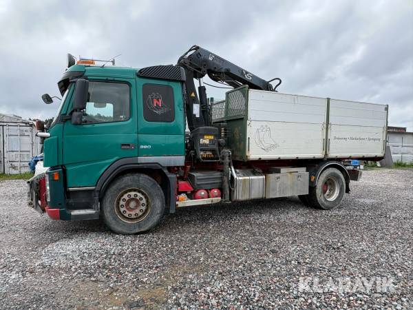 Kranbil Volvo FM9 4X2 med tipp