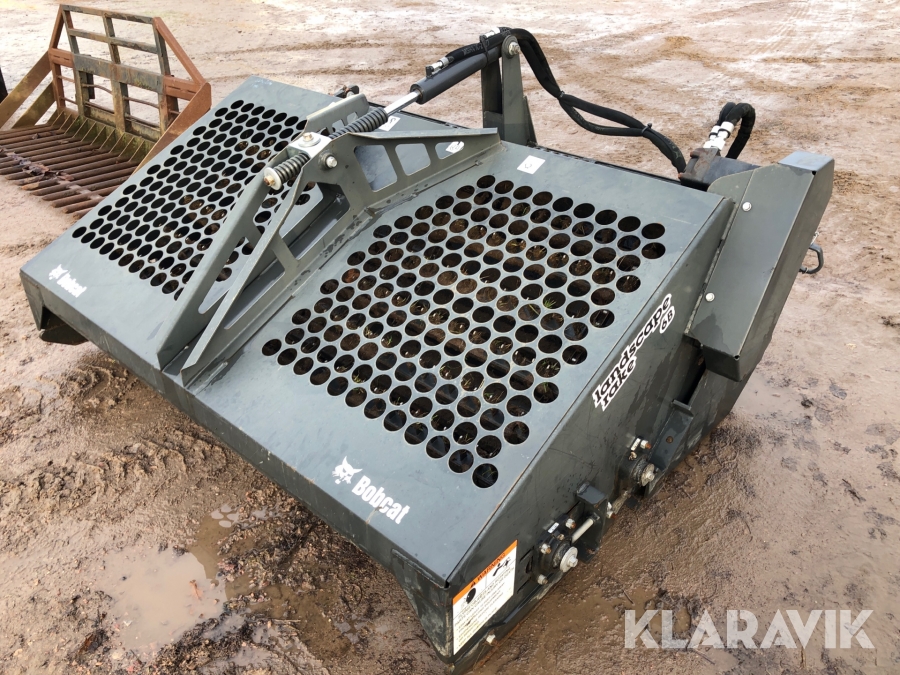 Landscape rake Bobcat LR 6B