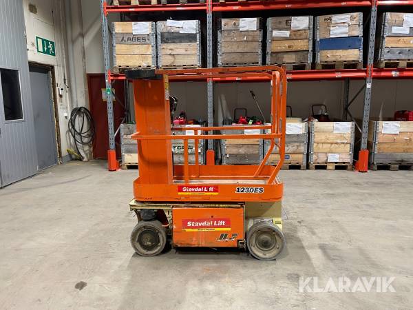 Pelarlift JLG 1230 ES