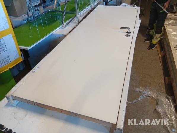 Dörr med karm 2st
