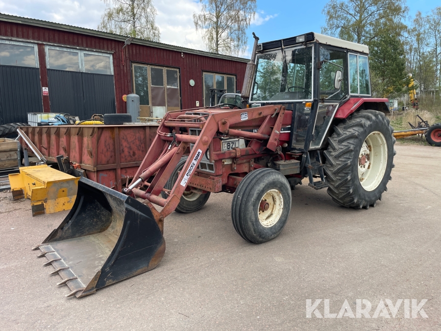 Traktor International 784