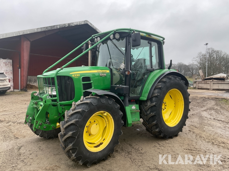 Traktor John Deere 6330 Premium skogutrustad