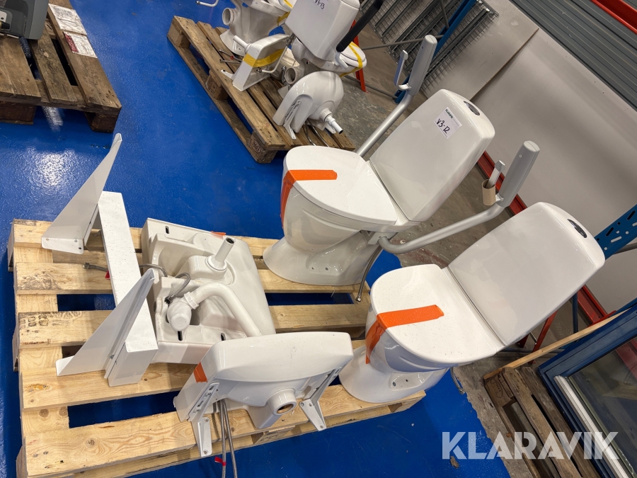 Toalettstolar och handfat Ifö 2 av varje