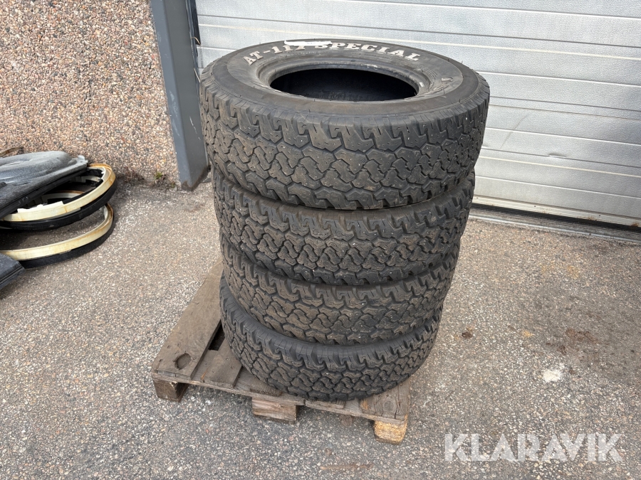 Däck Silverstone 235/75R15 4st