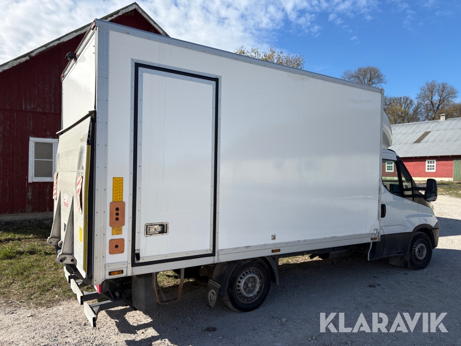 Skåpbil med kylaggregat & bakgavellyft Iveco 35-170