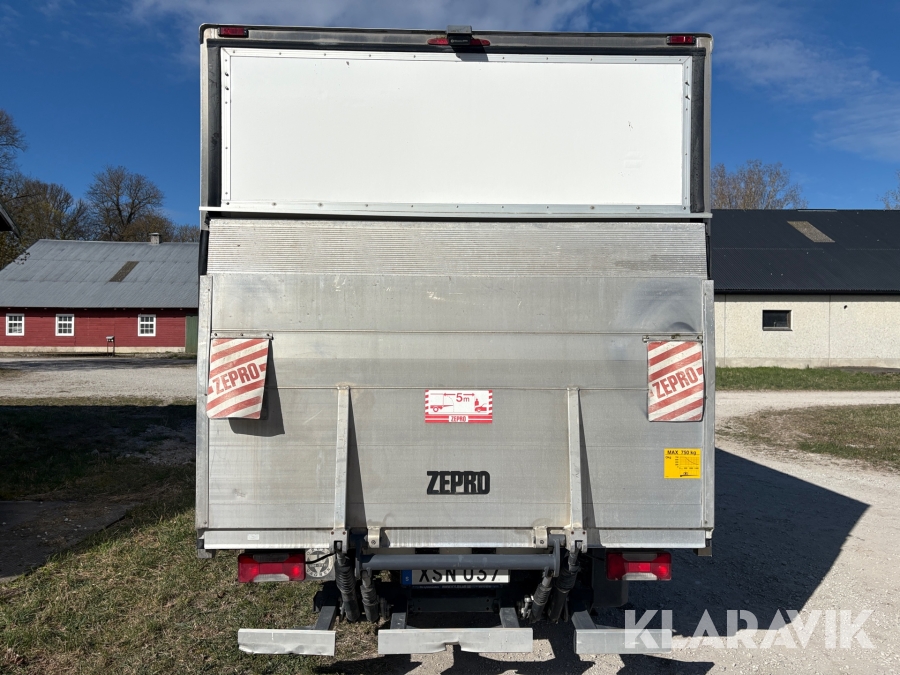 Skåpbil med kylaggregat & bakgavellyft Iveco 35-170