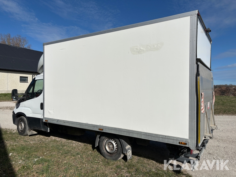 Skåpbil med kylaggregat & bakgavellyft Iveco 35-170