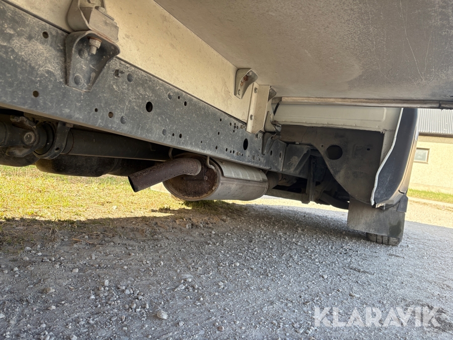 Skåpbil med kylaggregat & bakgavellyft Iveco 35-170