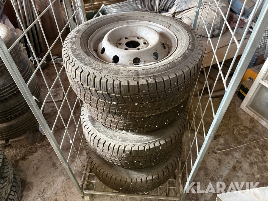 Skåpbil med kylaggregat & bakgavellyft Iveco 35-170