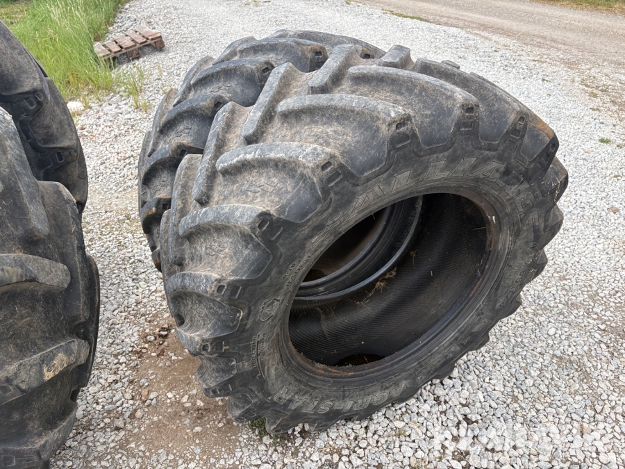 Traktordäck Alliance 480/65R28 2st