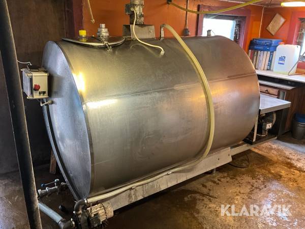 Mjölktank Wedholms 2000L
