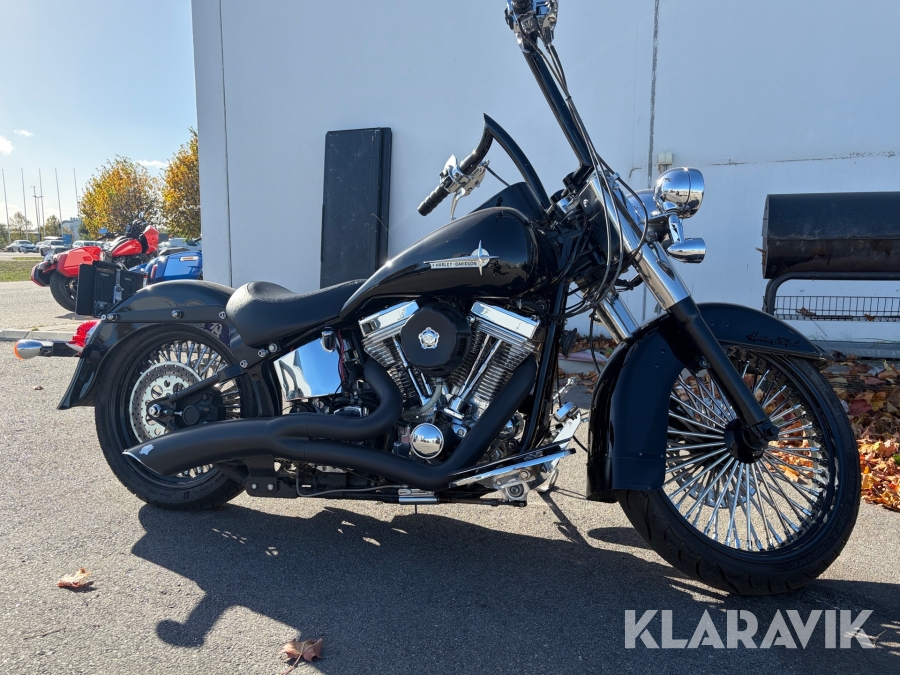 Motorcykel Custombygge med Harley-Davidson delar