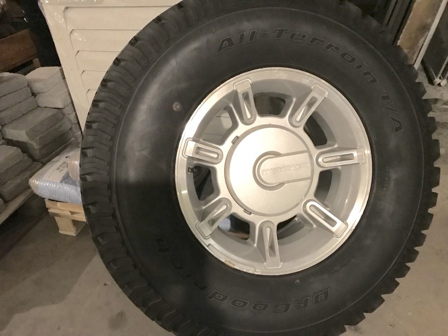 klaravik-auktioner-1st-hummer-h2-d-ck