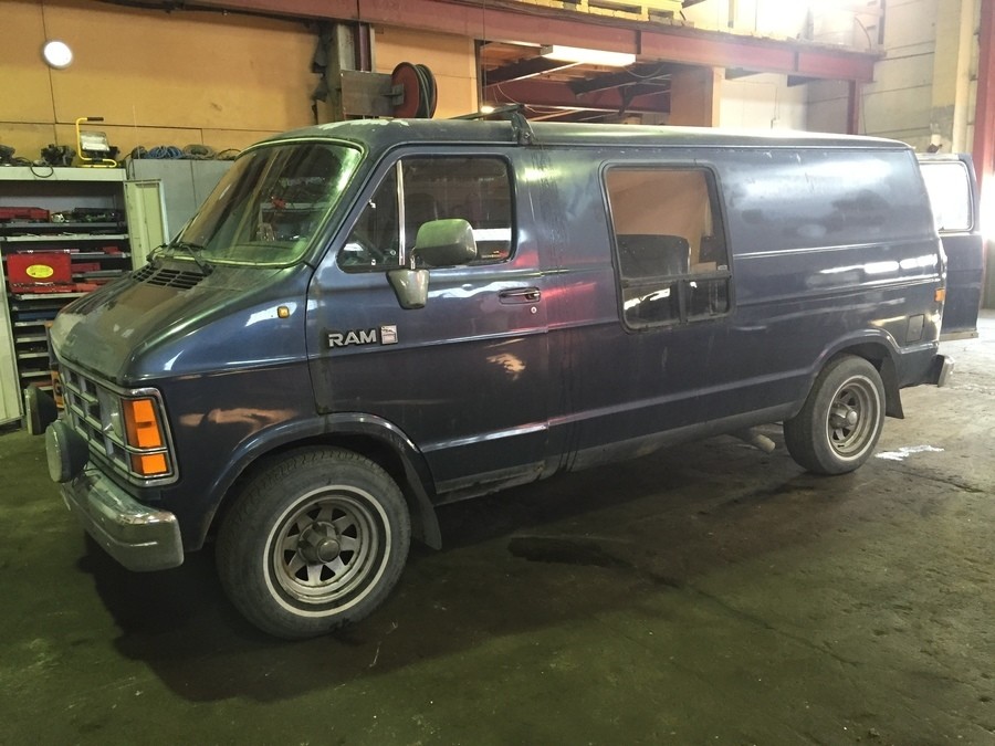 Dodge Royal Van