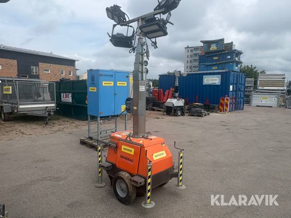 Belysningsmast GENERAC 7M roterbar LED teleskåp på hjul 7 m LED
