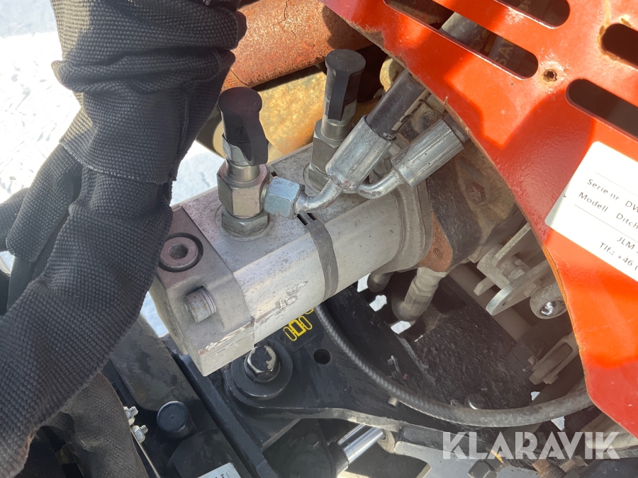 Redskapsbärare Ditch witch R300, Luleå, Klaravik auktioner