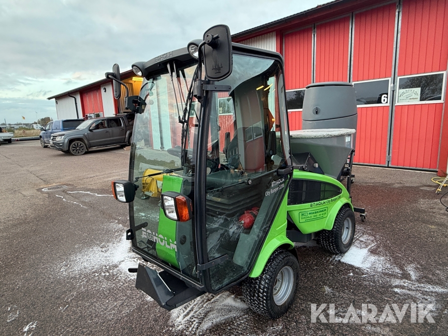 Redskapsbärare Egholm City Ranger 2200 med 4 st redskap