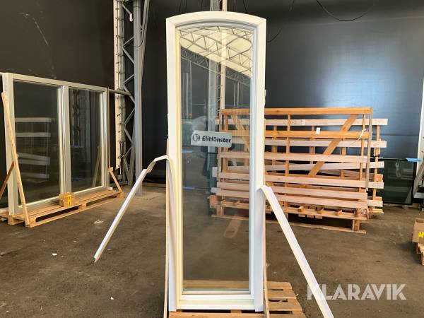 Fönster Elitfönster 670x2130 med välvt överstycke