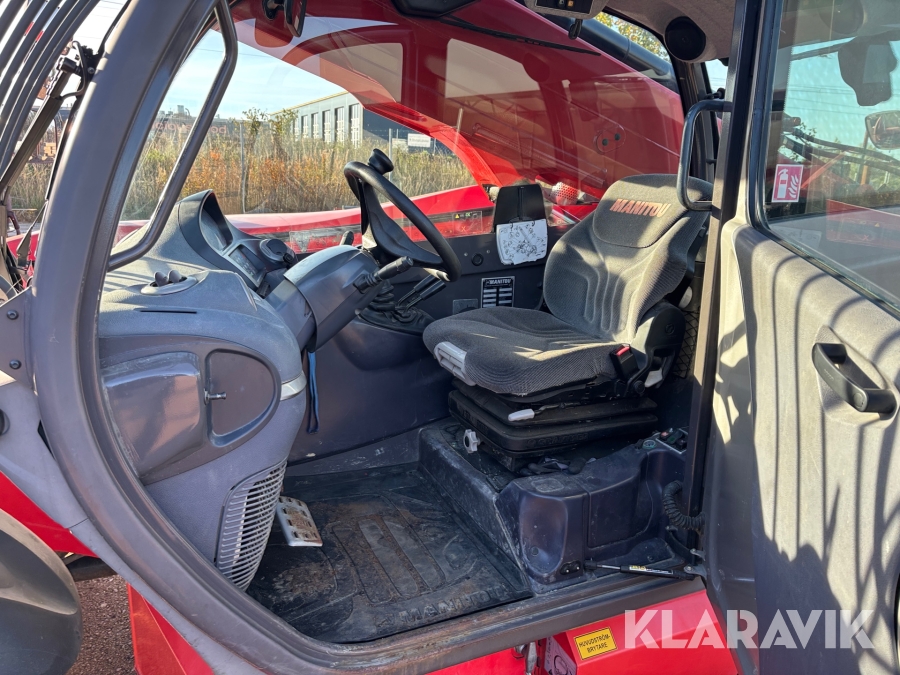Teleskoplastare Manitou MT 1335 med gafflar