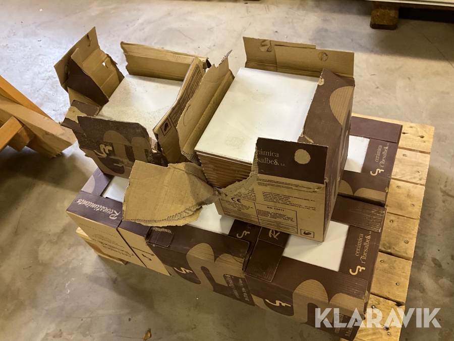 Kakel Cerámica Ribesalbes Blanco rustico 20x20 cm, 190 st, ca 7,5 m2, vitt matt