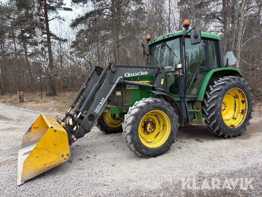 Traktor med lastare John Deere 6110