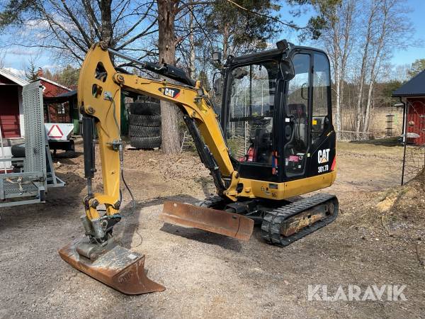 Minigrävmaskin CAT 301,7 D med släpvagn