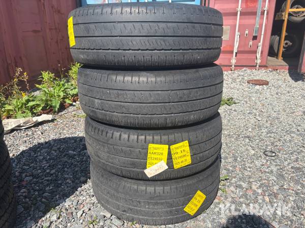 Sommardäck på fälg Hankook 215/65-16C 4st