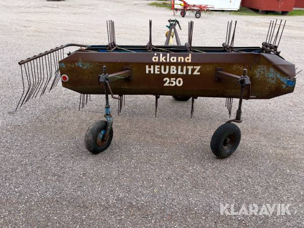 Gaffelsidräfsa Åkland Heublitz 250