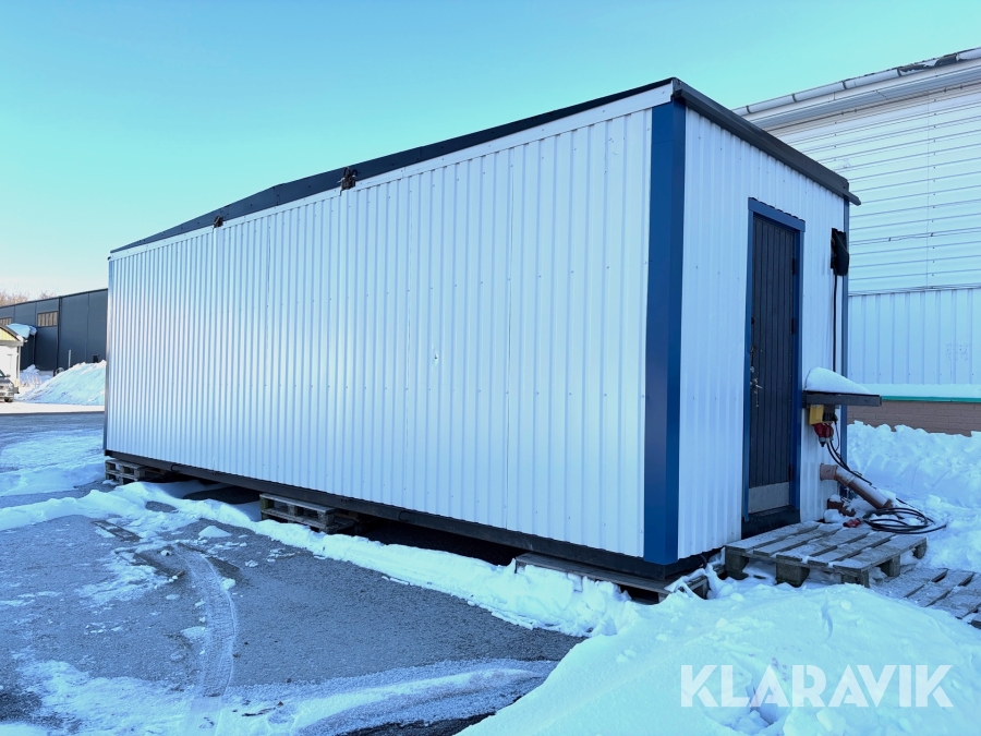 Manskapsbod med toalett