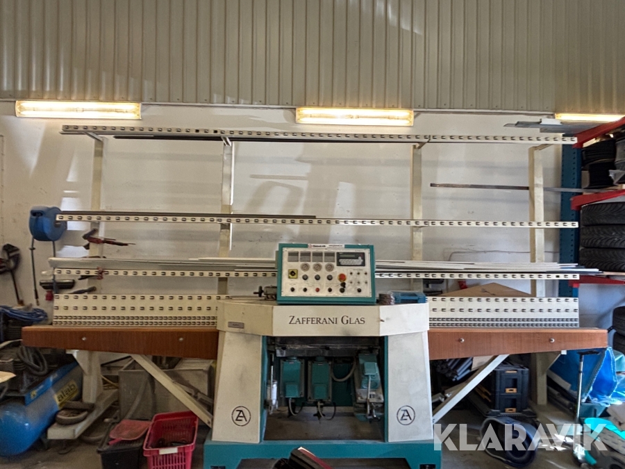 Glasslip Zafferani Flat 4