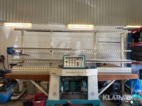 Glasslip Zafferani Flat 4