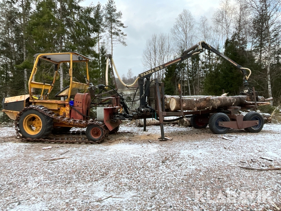 Lunnare Krabat 232 med Farma skogskärra, ramstyrning, hydrauliska stödben